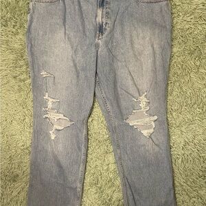 Hollister NWT Women’s Torn Jeans 18S Ultra High-Rise 90s Straight 34W